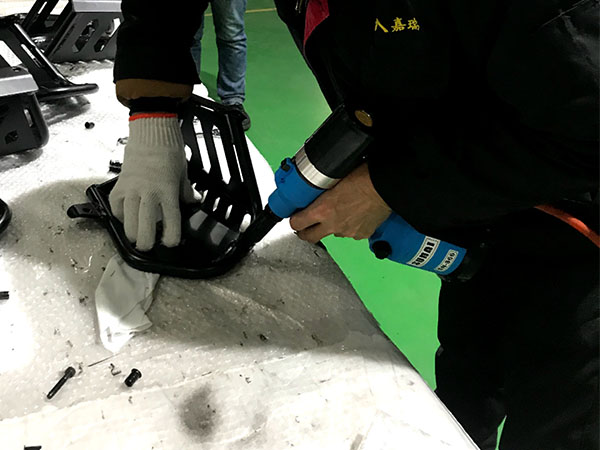樱桃播放器樱桃视频APP在线18螺母枪为嘉瑞汽车提供生产力支持