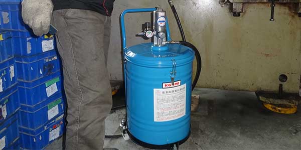 气动注油机漏油该怎么处理-樱桃播放器气动工具帮您解决